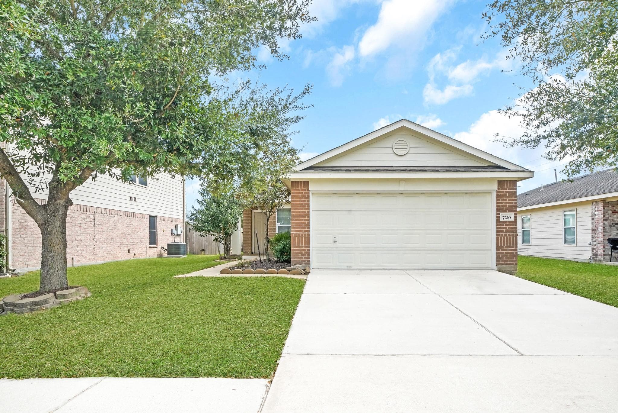 7210 Cypress Prairie Dr