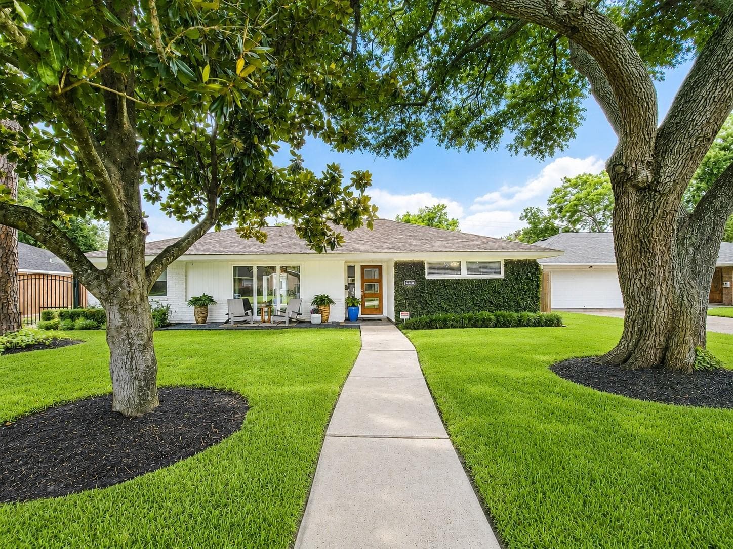 4326 Briarbend Dr