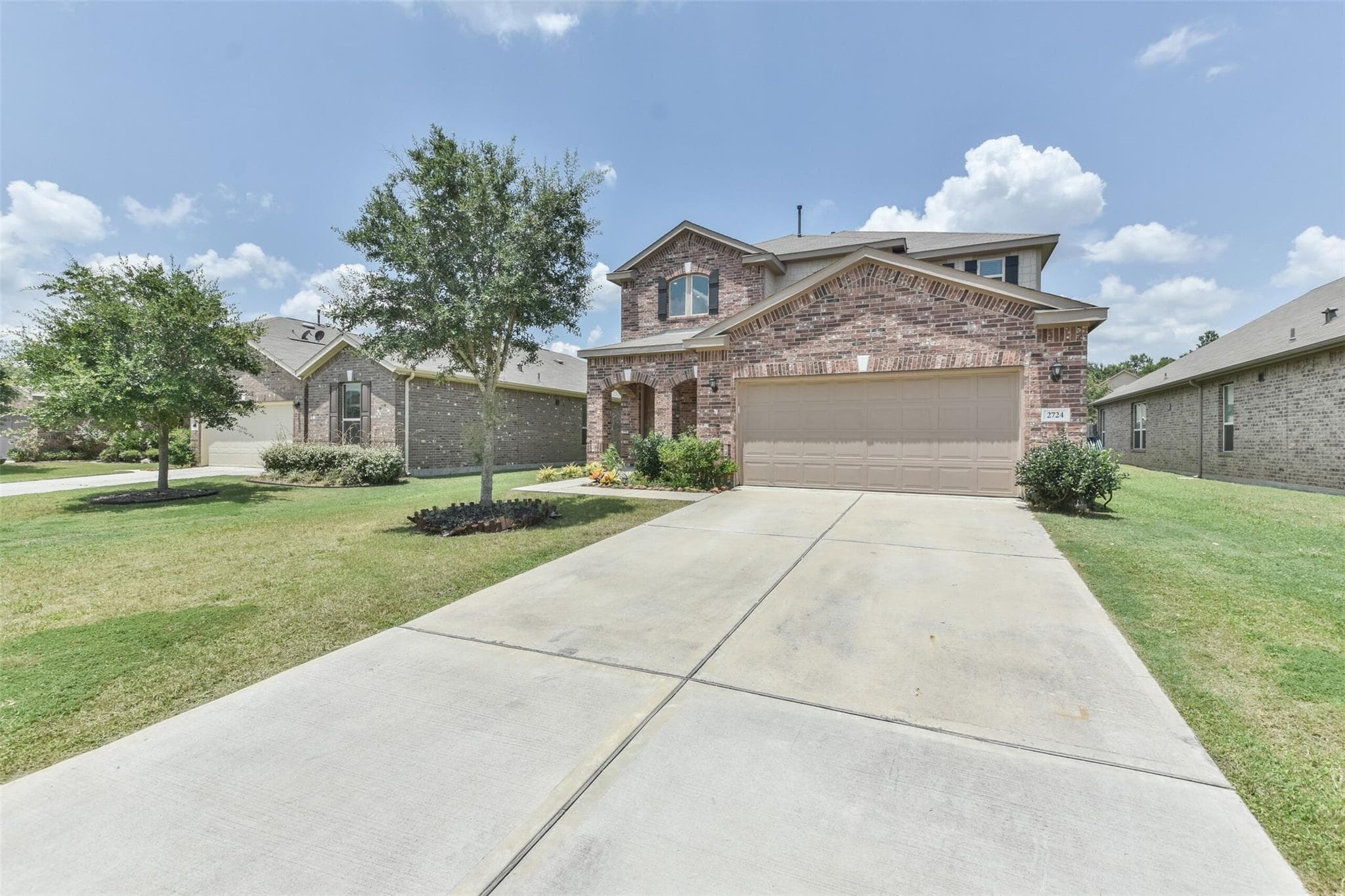 2724 Crosshaven Way