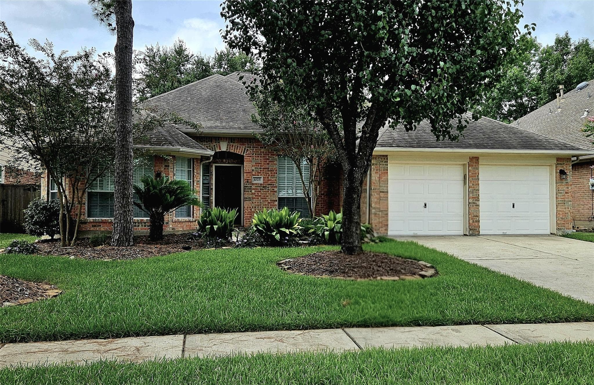 1023 Compass Cove Cir
