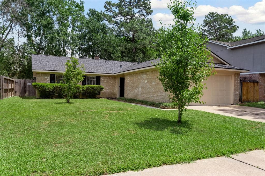 939 Western Hills Dr