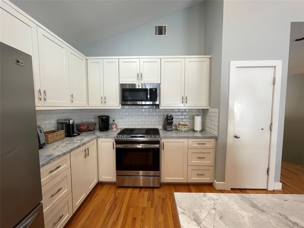9822 Samantha Suzanne Ct