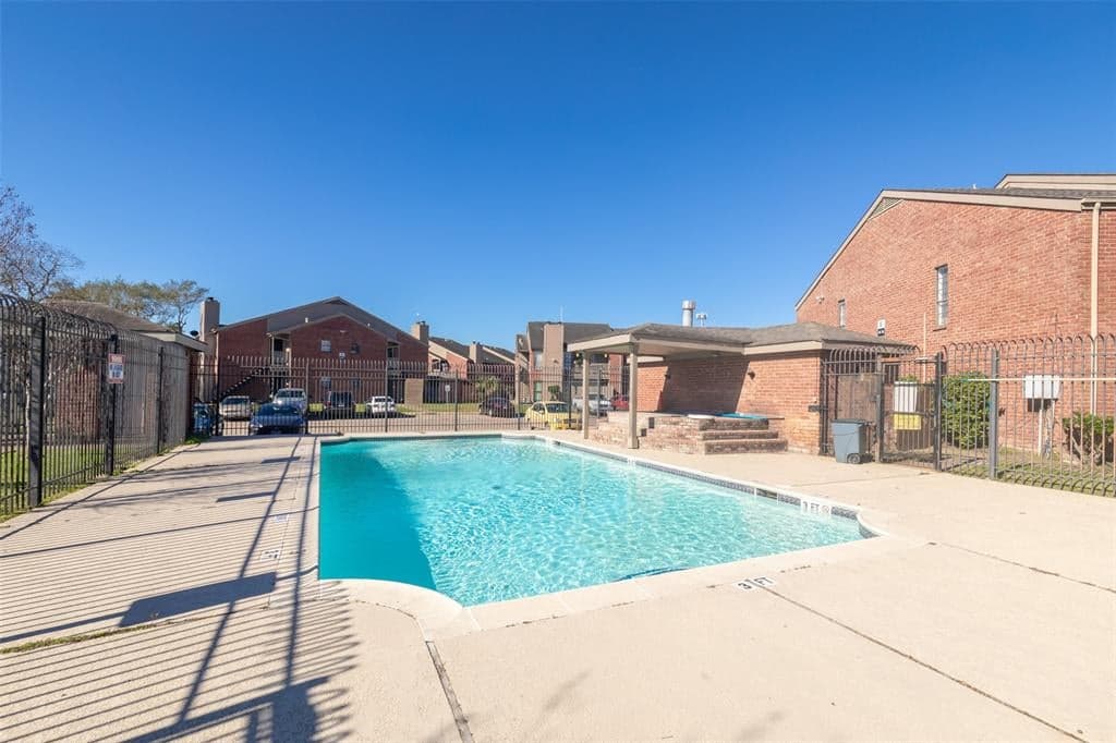 12500 Sandpiper Dr Apt 183