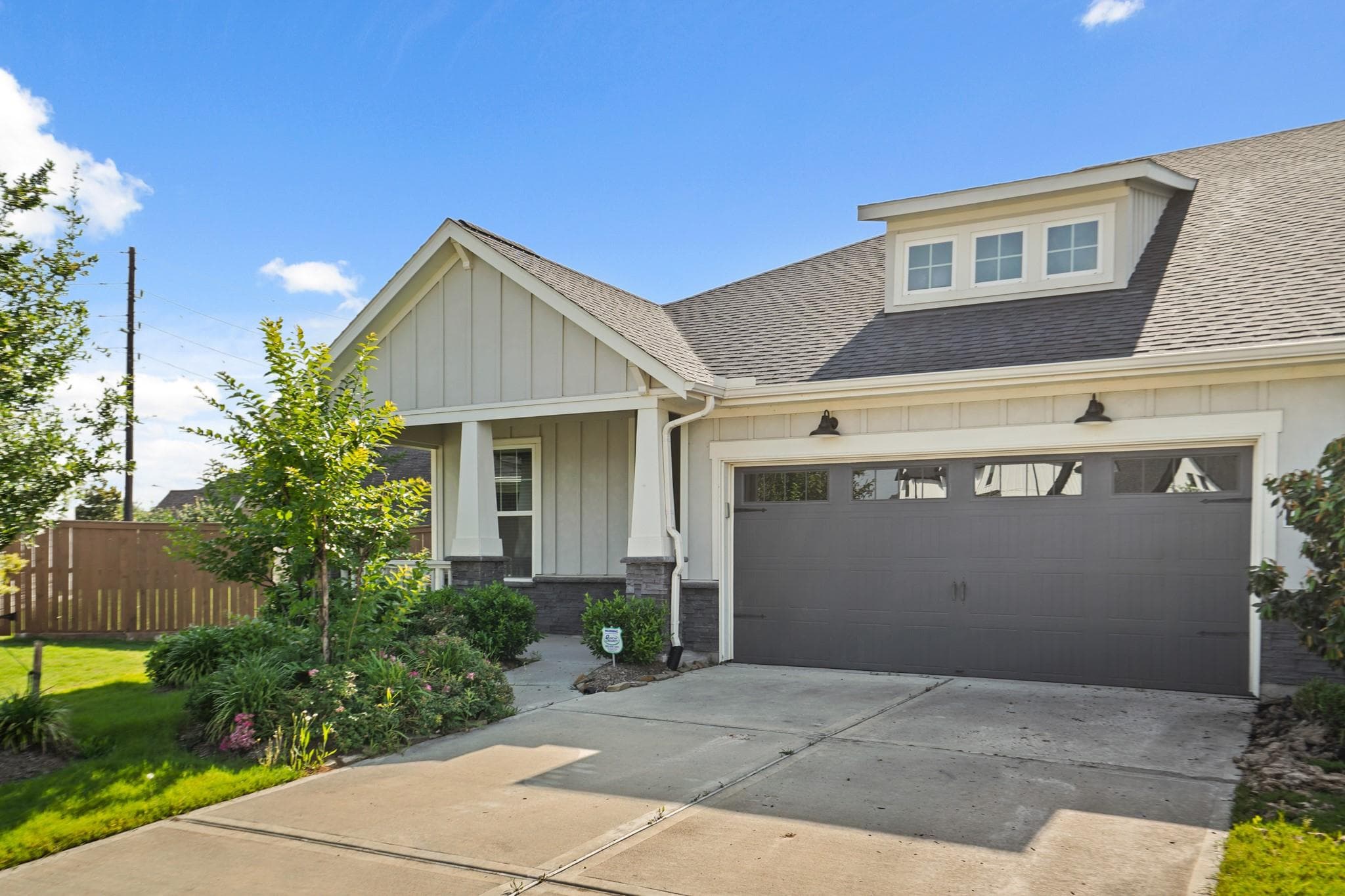 Main property image