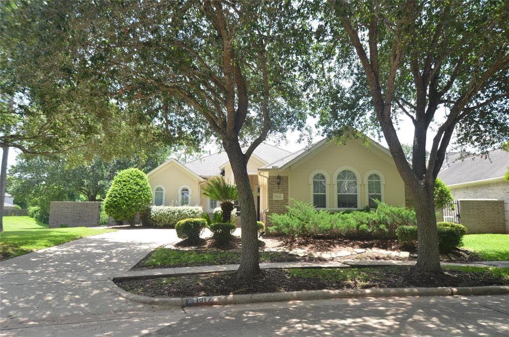 10122 Lost Hollow Ln
