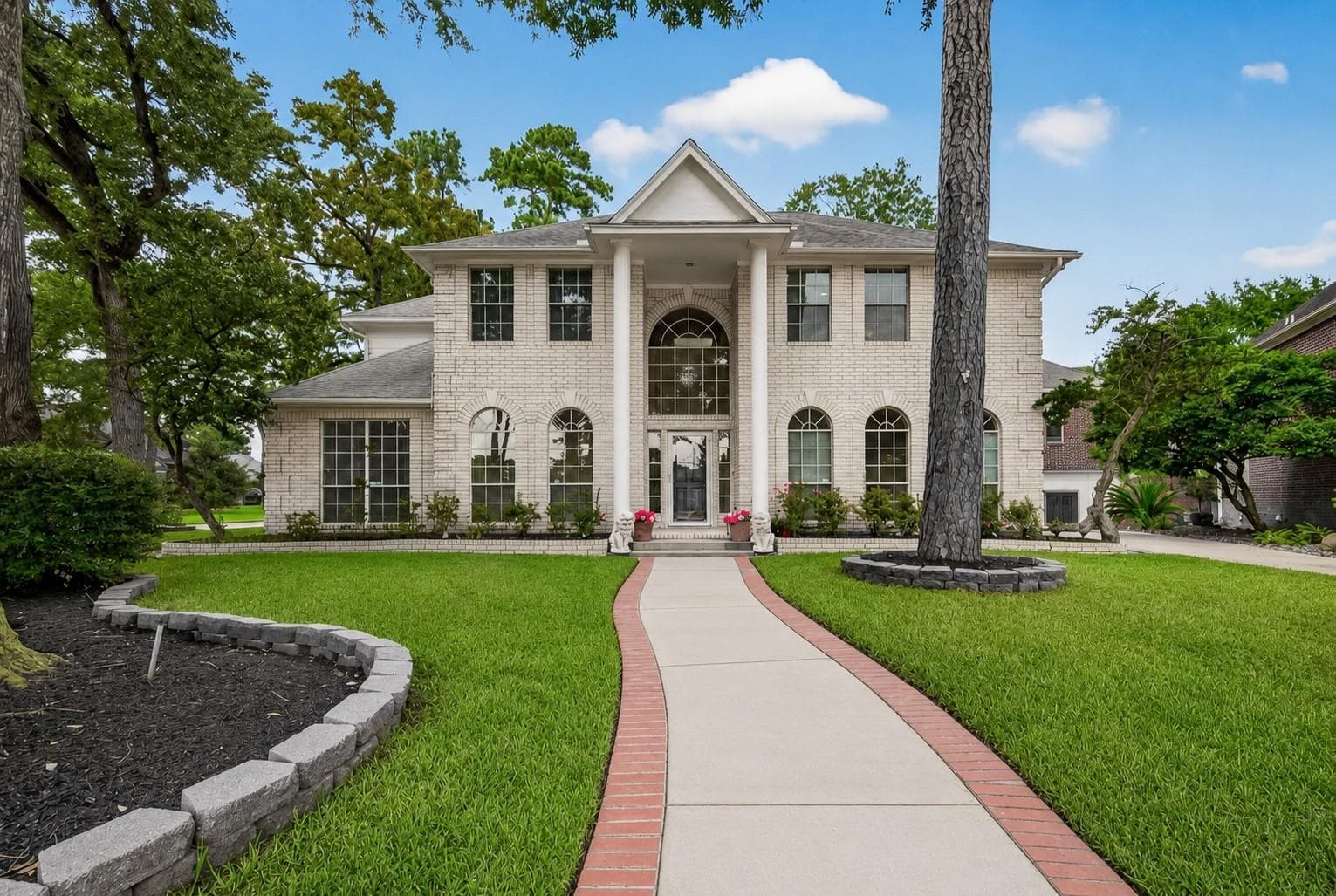 12110 Hermitage Oaks Ct