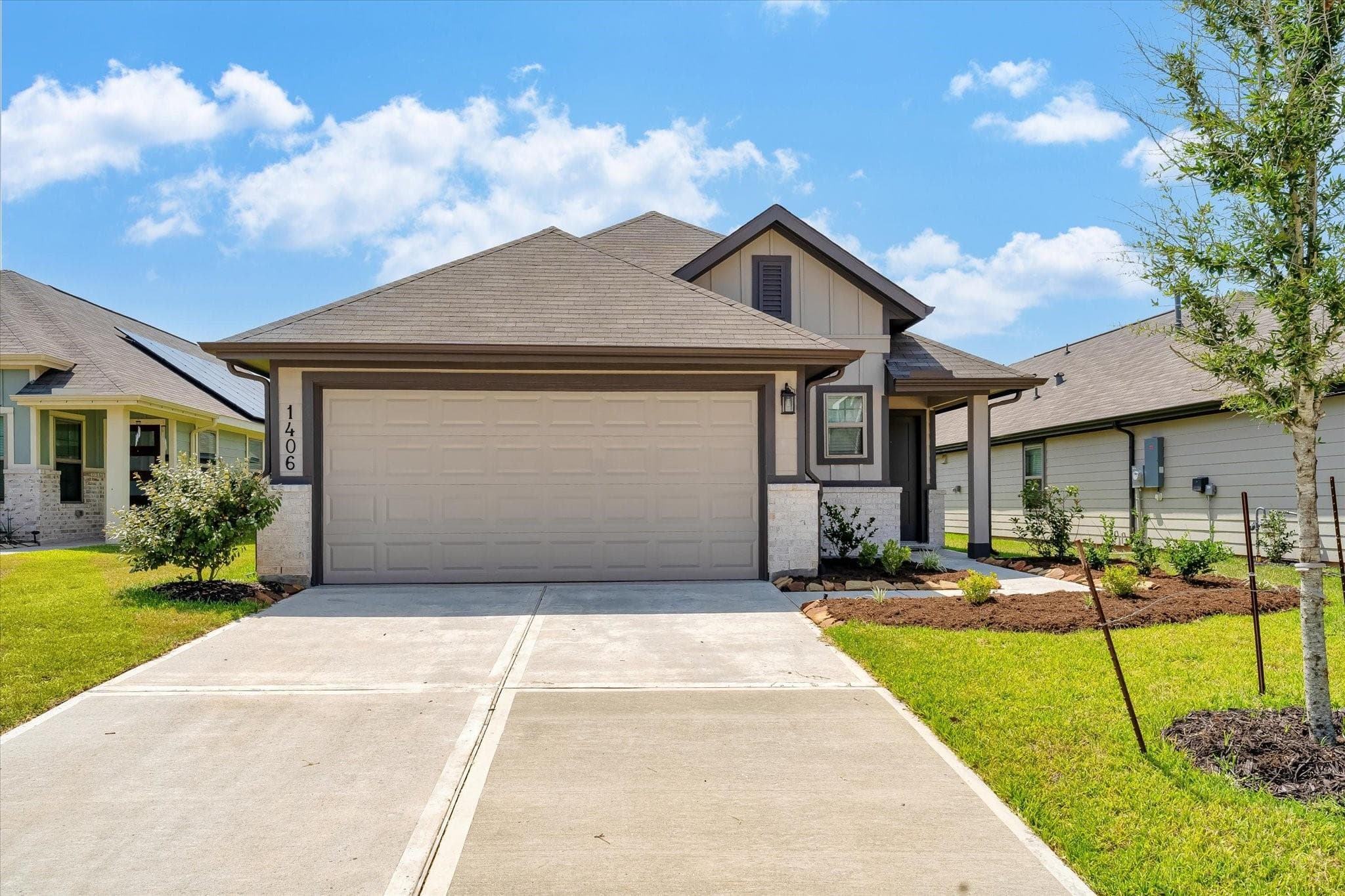 1406 Cecilia Vines Dr