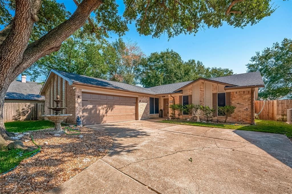 4410 Jura Dr