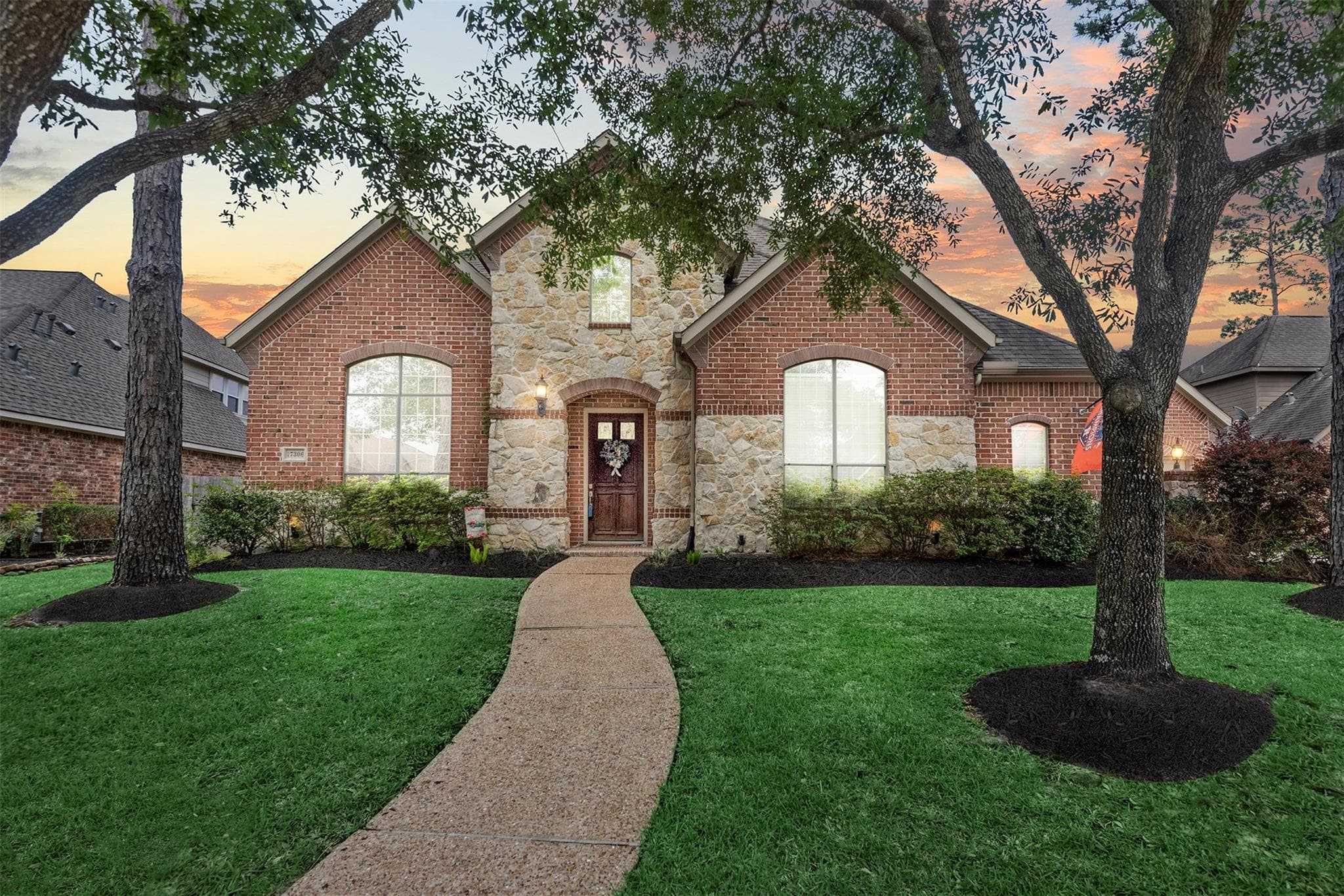 17306 Aleutian Bay Ln
