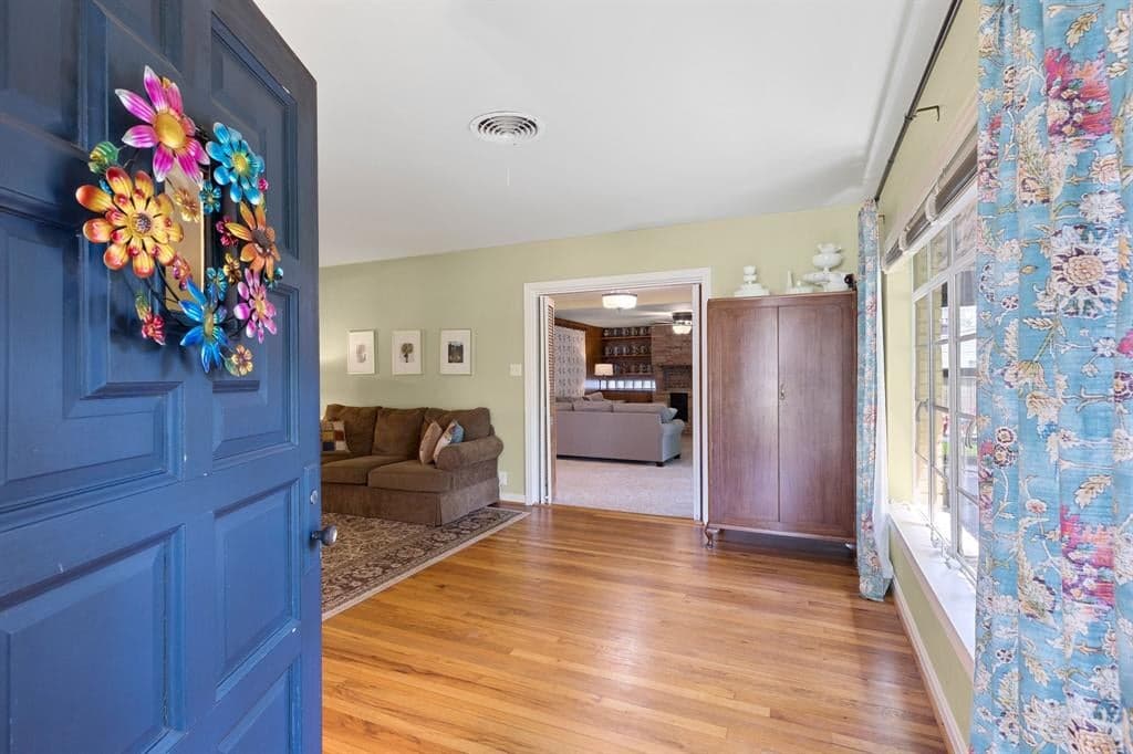 Gallery image 4