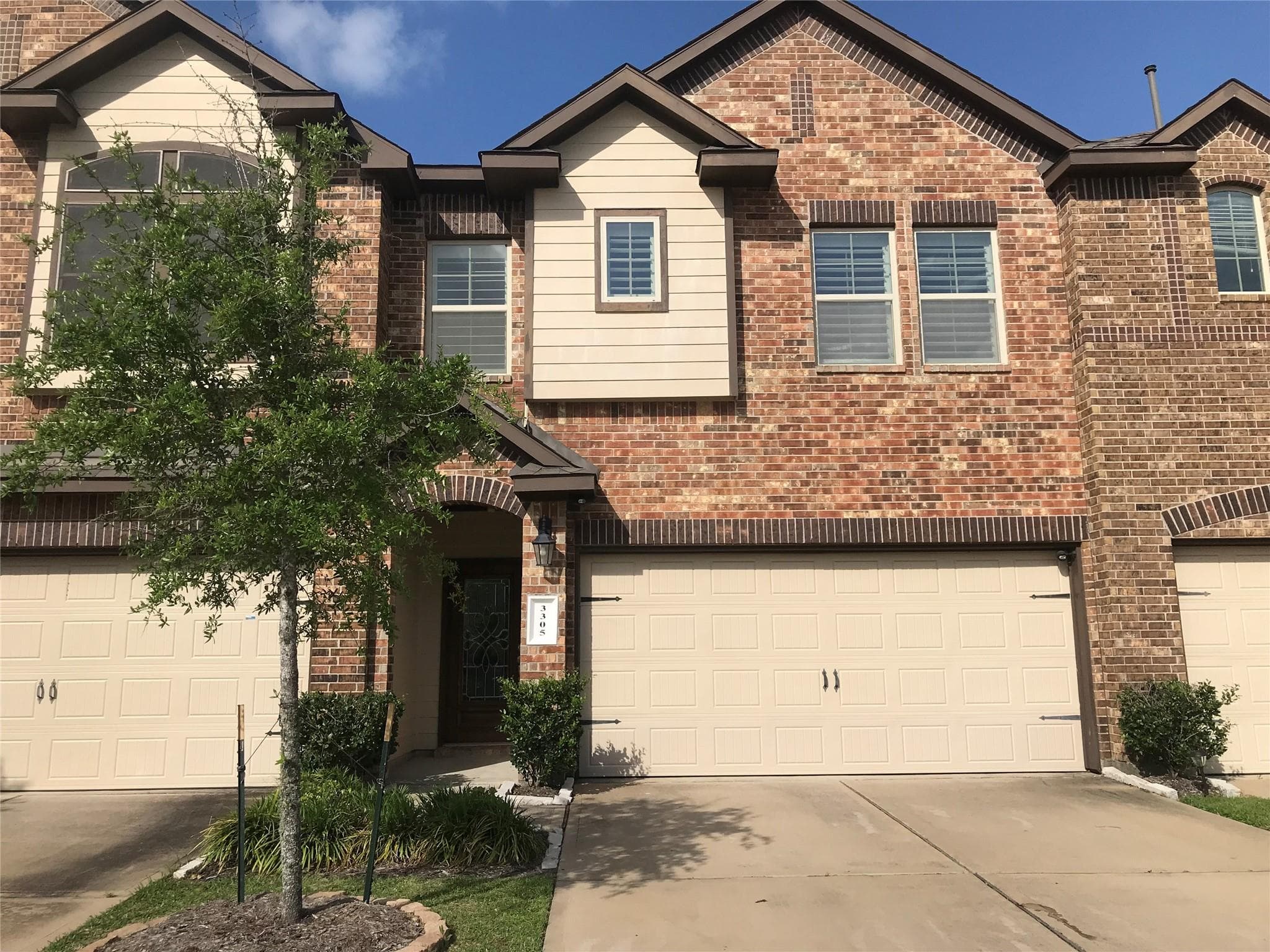 3305 Harvest Meadow Ln