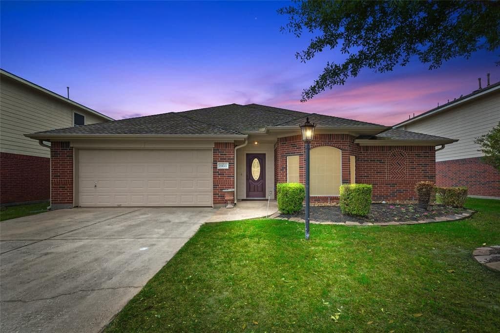 19611 Tularosa Ln
