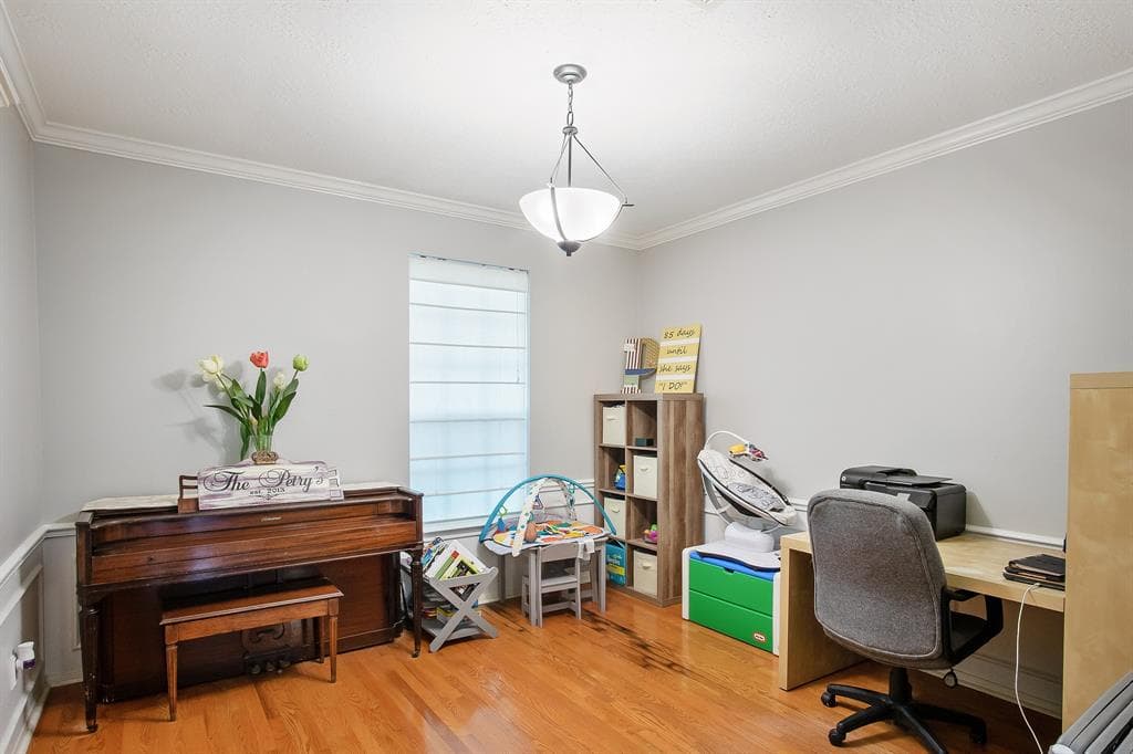 Gallery image 4