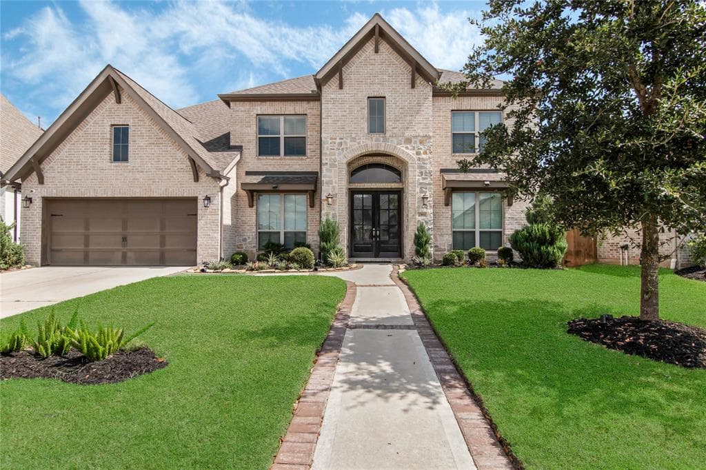 23914 Songlark Valley Pl