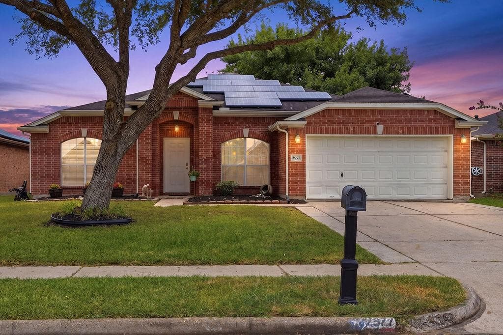 2977 Community Dr