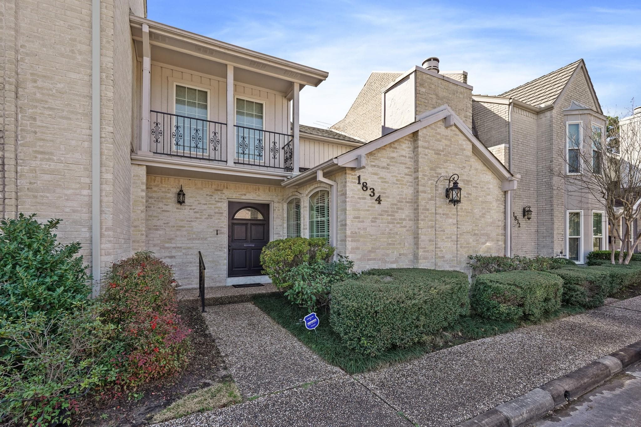 1834 S Gessner Rd