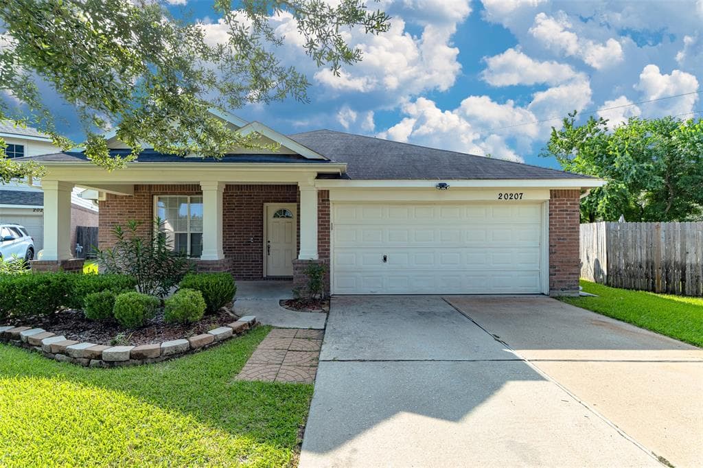 20207 Suncoast Dr