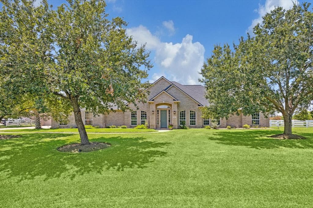 3219 Lakes Of Katy Ln