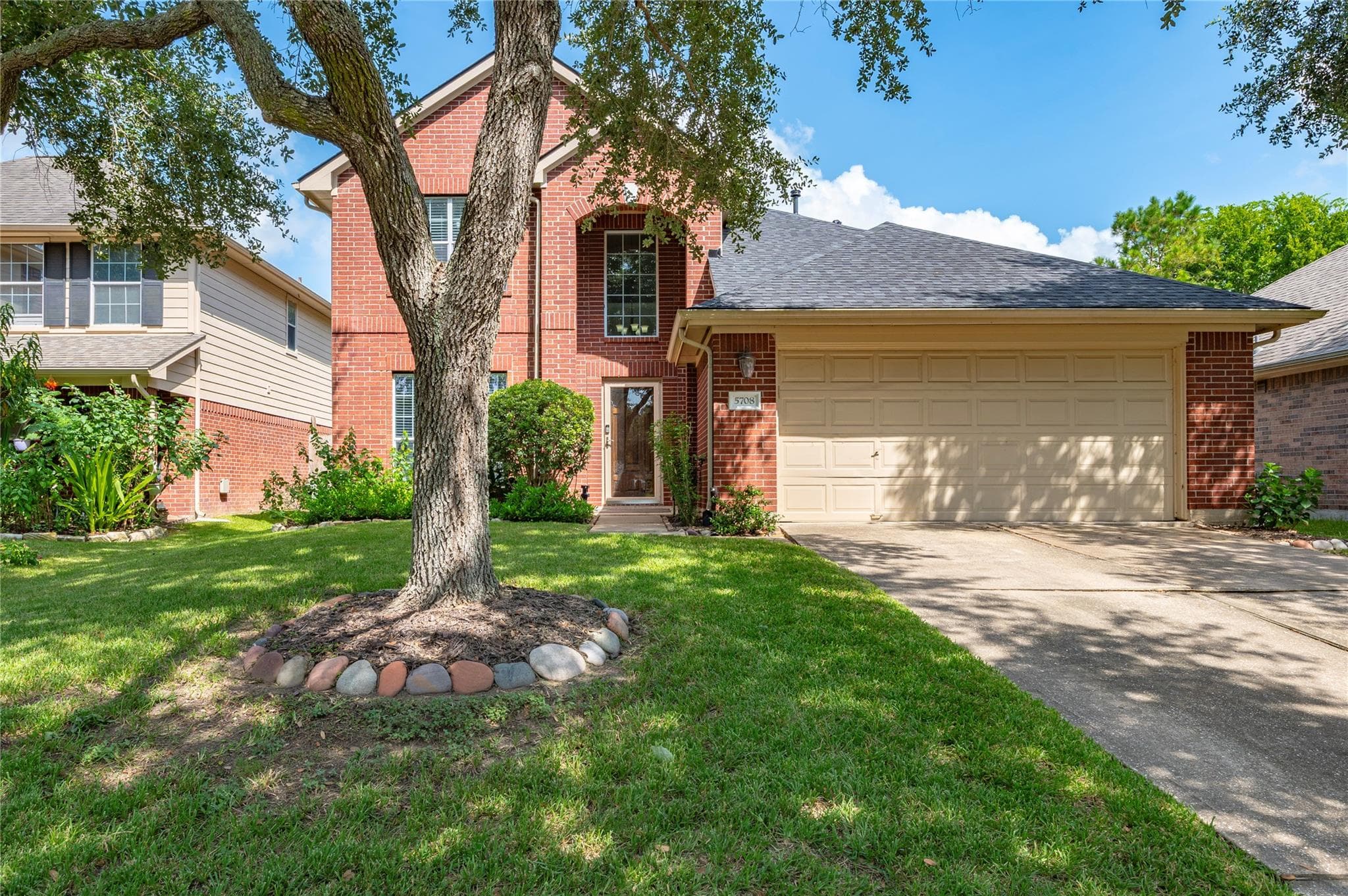 5708 Montclair Hill Ln