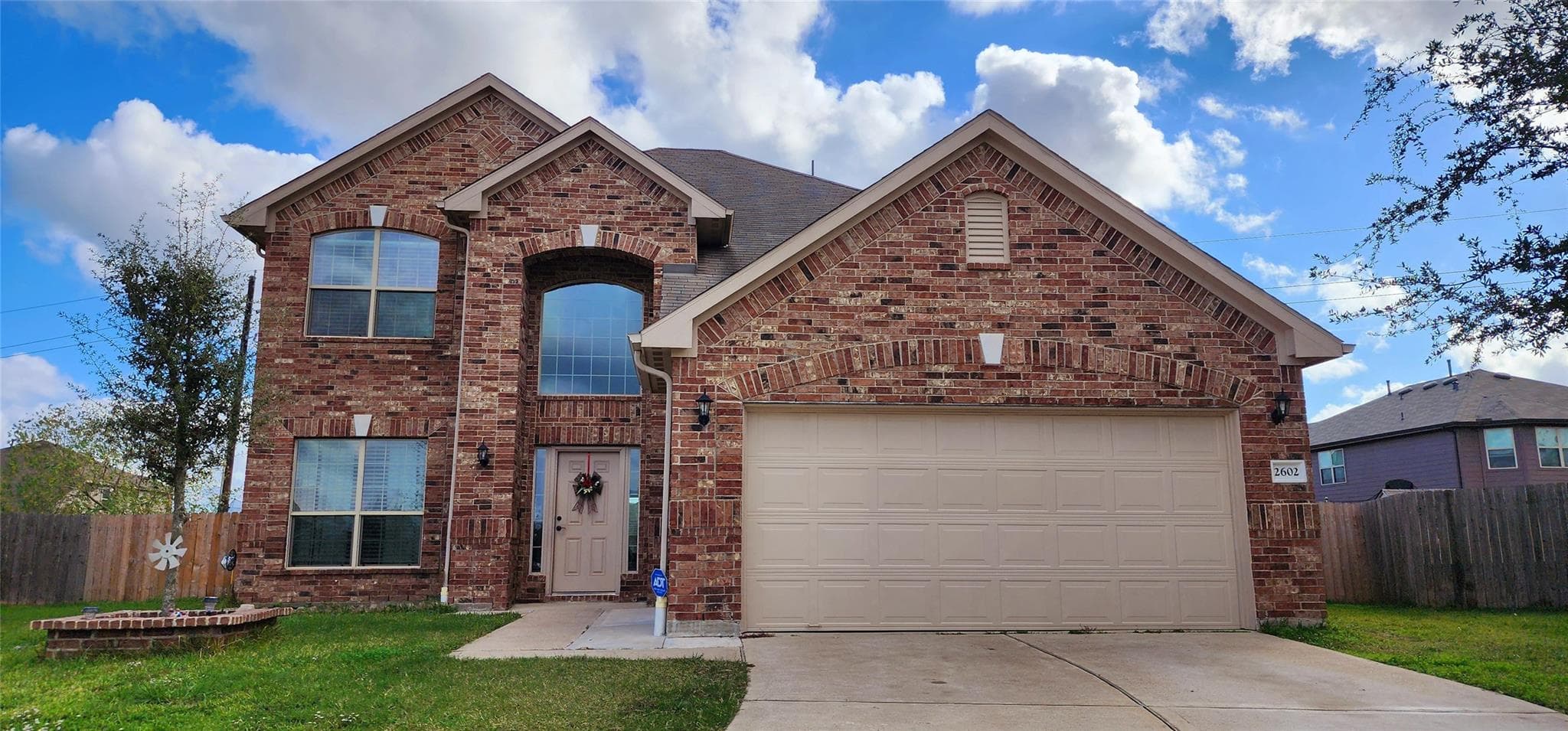 2602 Leopard Ct