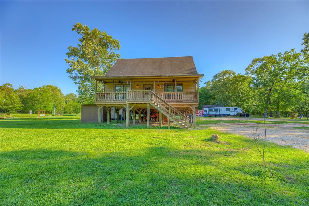 25 S Magnolia Ln
