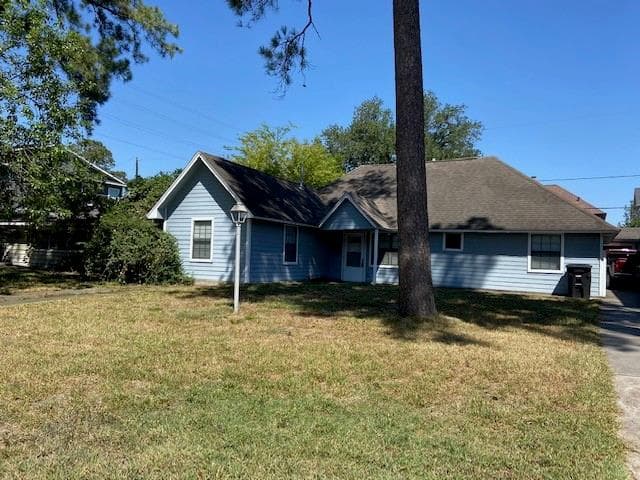1360 Ebony Ln