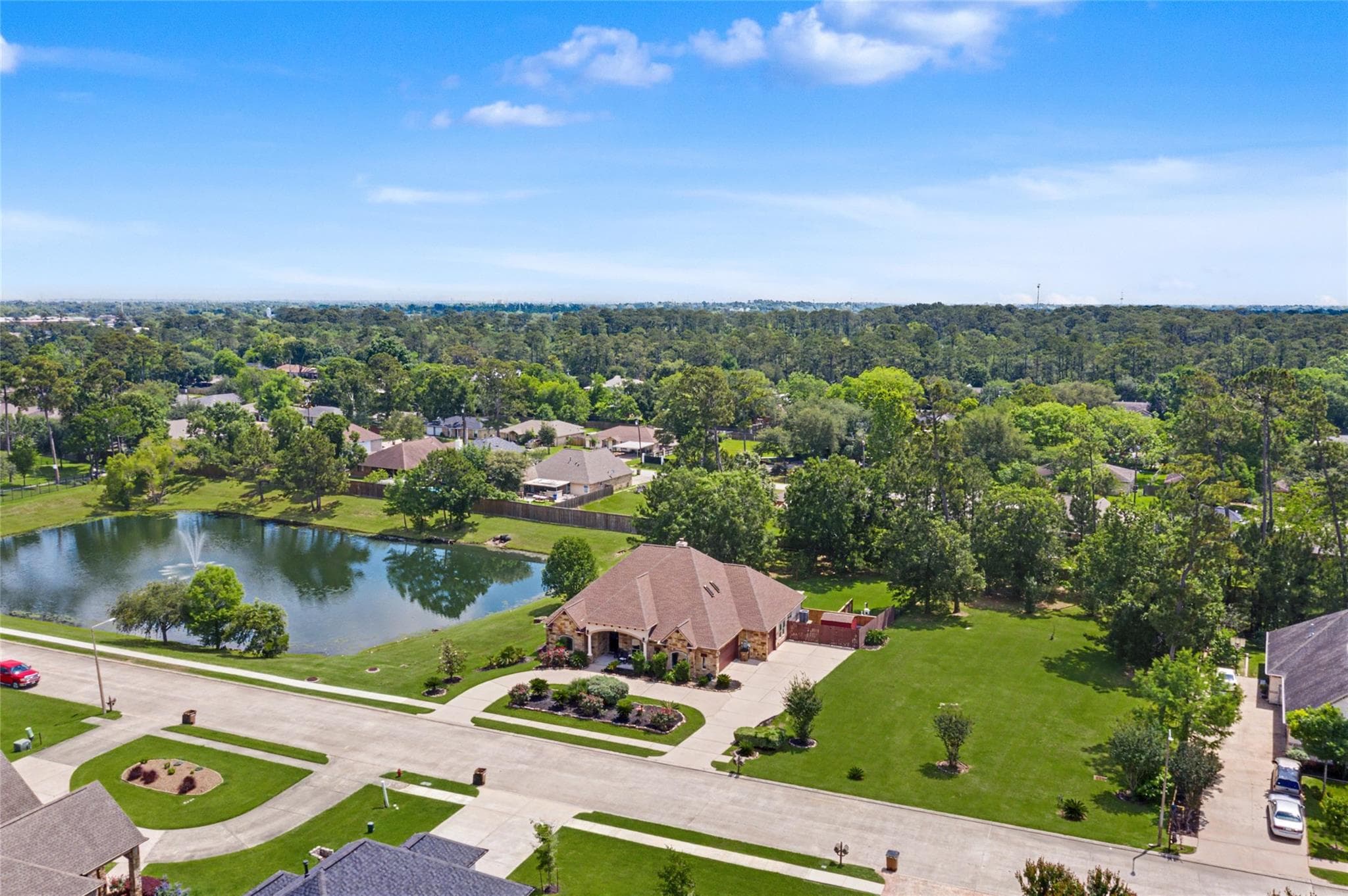 5409 Forest Cove Dr