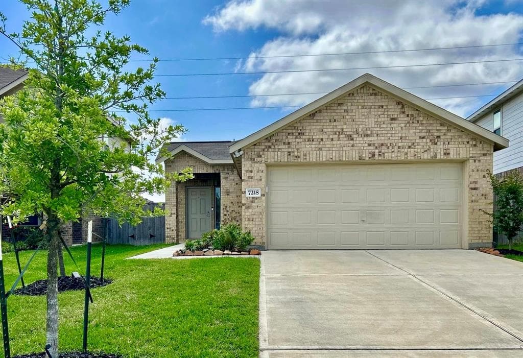 7218 Clover Chase Dr