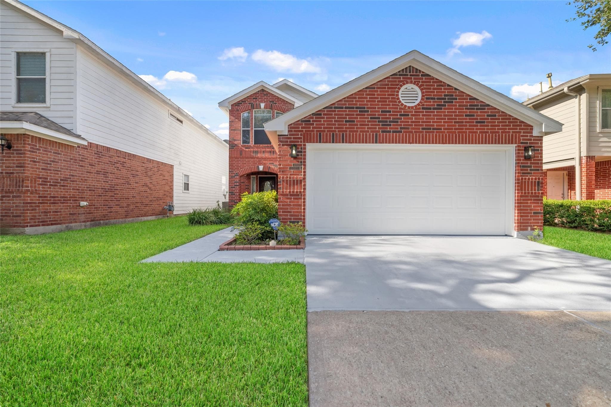 14207 Beech Glen Dr