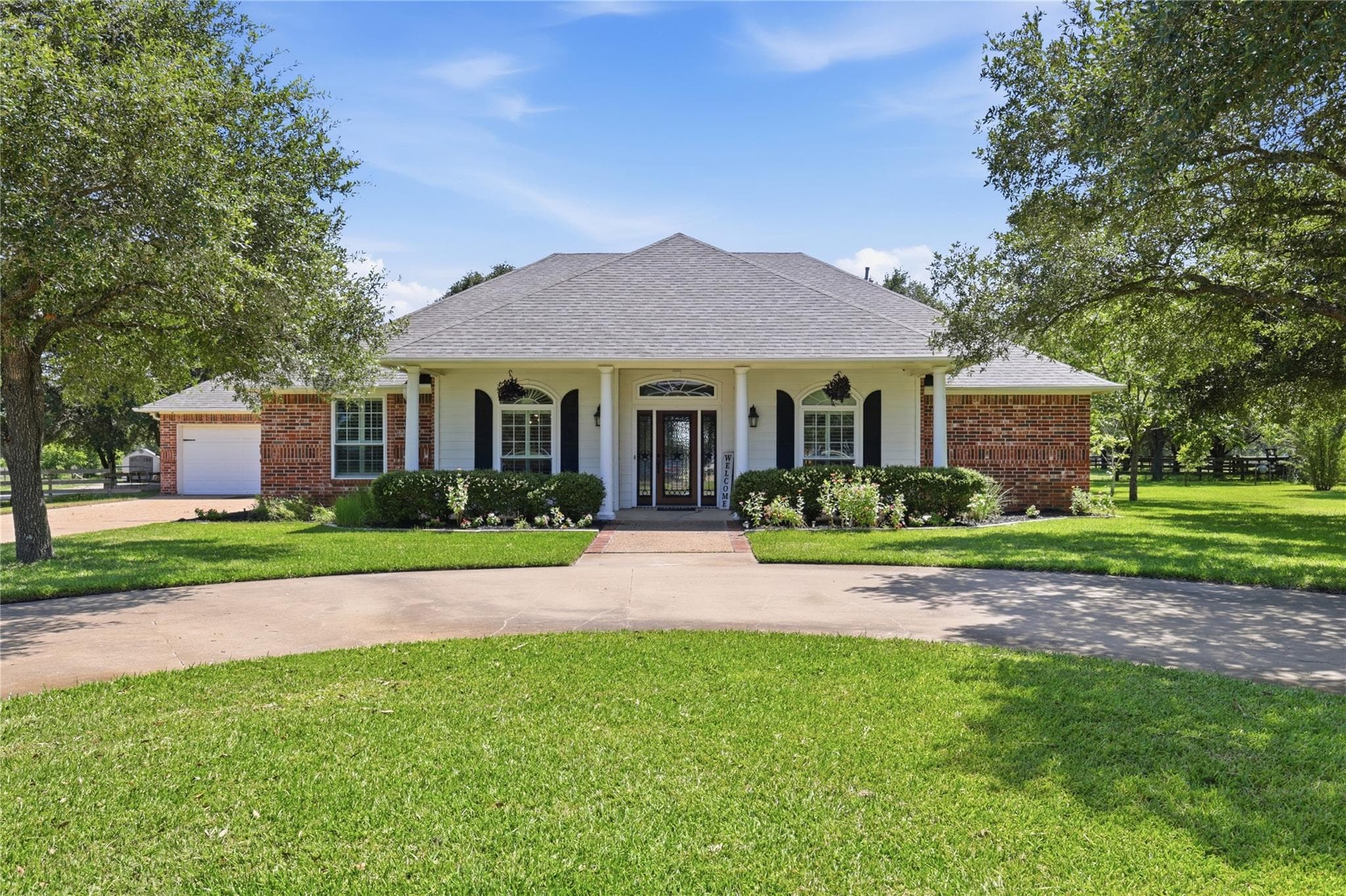 4112 Buckingham Cir