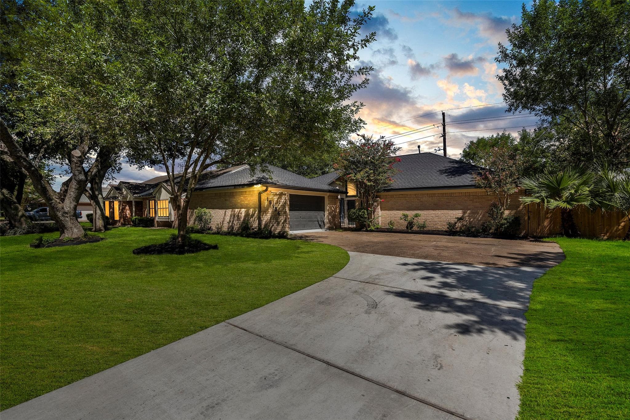 15134 Corona Del Mar Dr