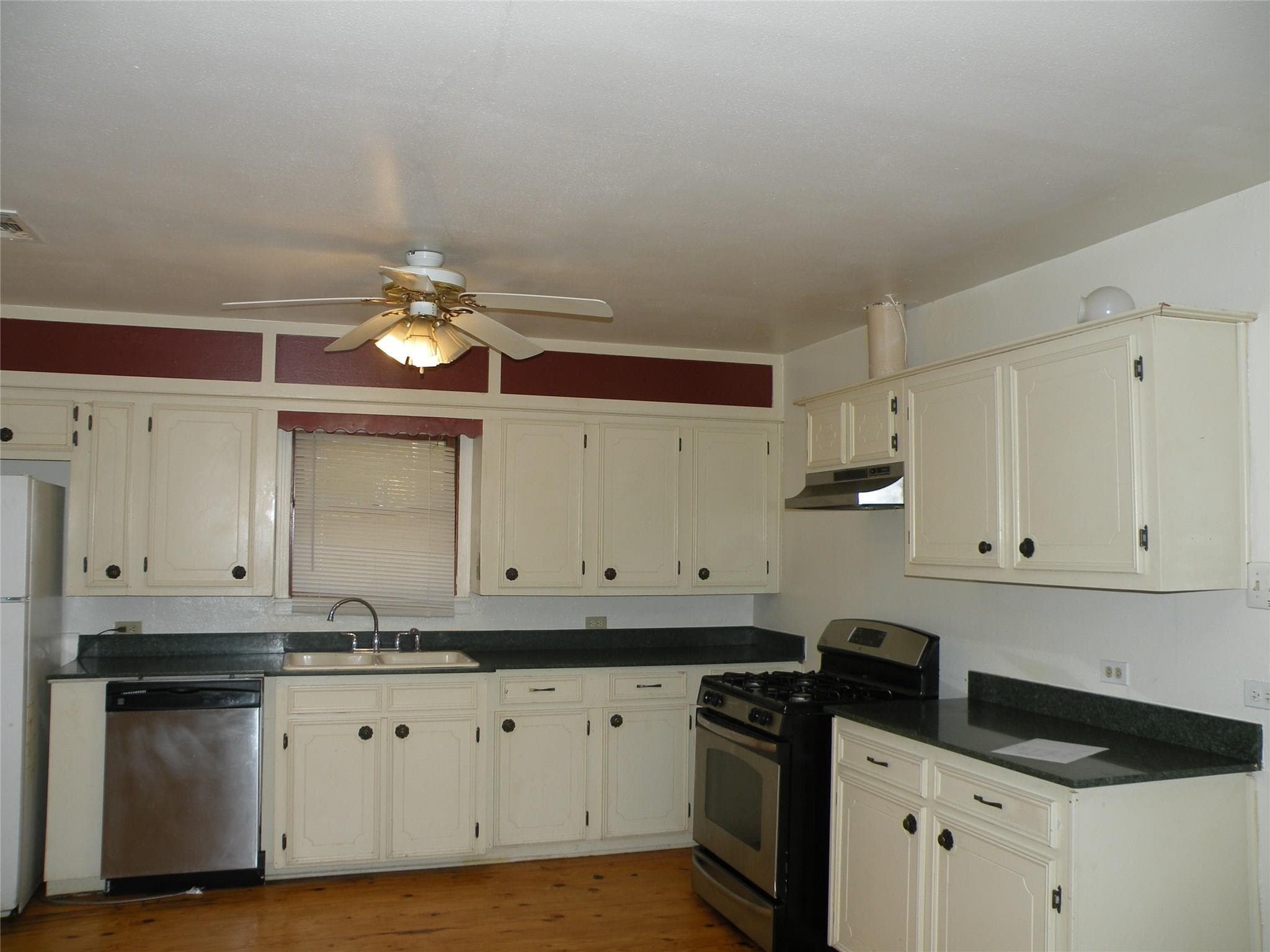 Gallery image 3