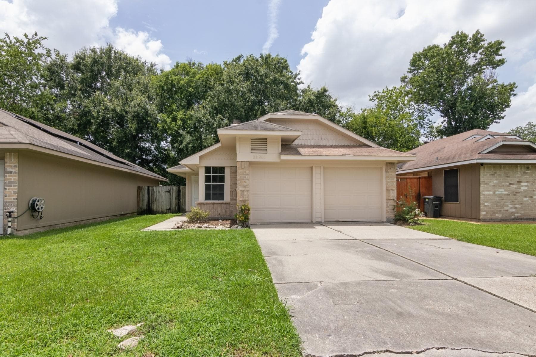 23511 Tree House Ln