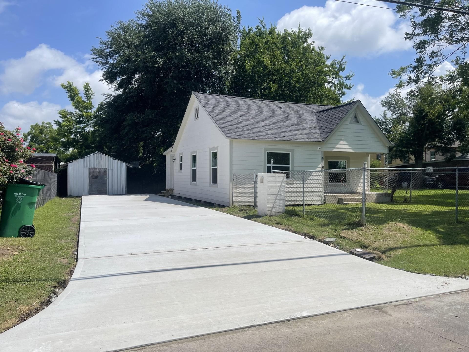 418 Riggs St