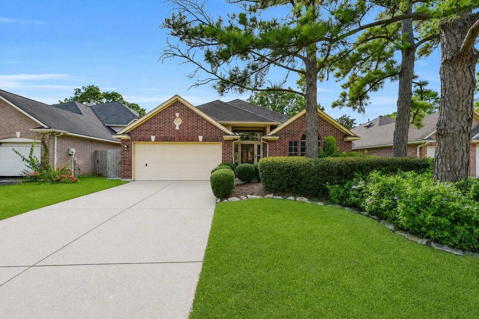 222 Glenridge Frst
