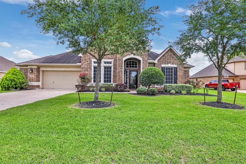 4006 Broadmoor Dr