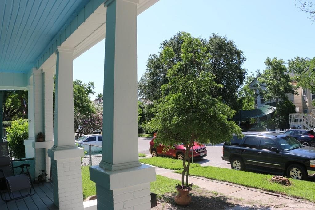 Gallery image 2