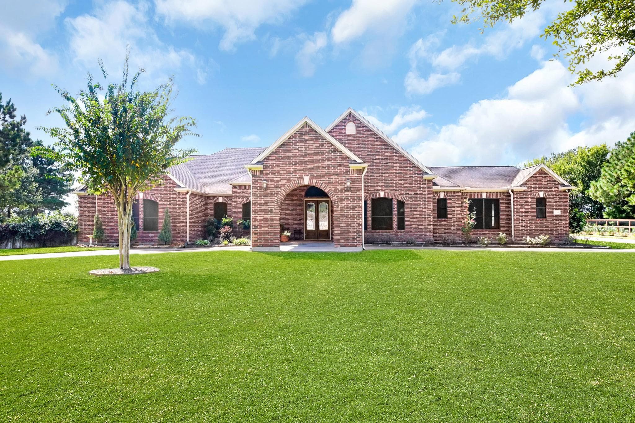 28103 Rose Ln