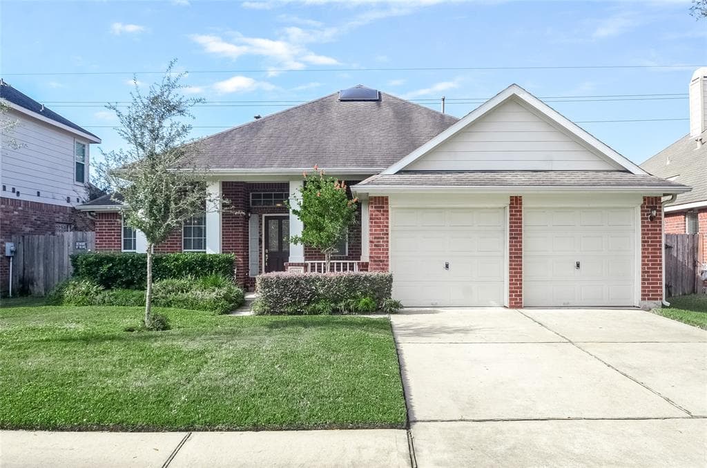 10411 Mossy Brook Ln