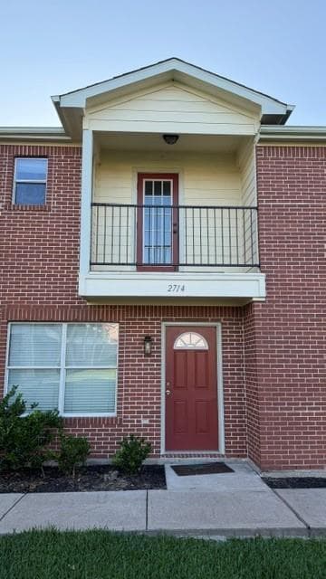 2714 Vienna Pl