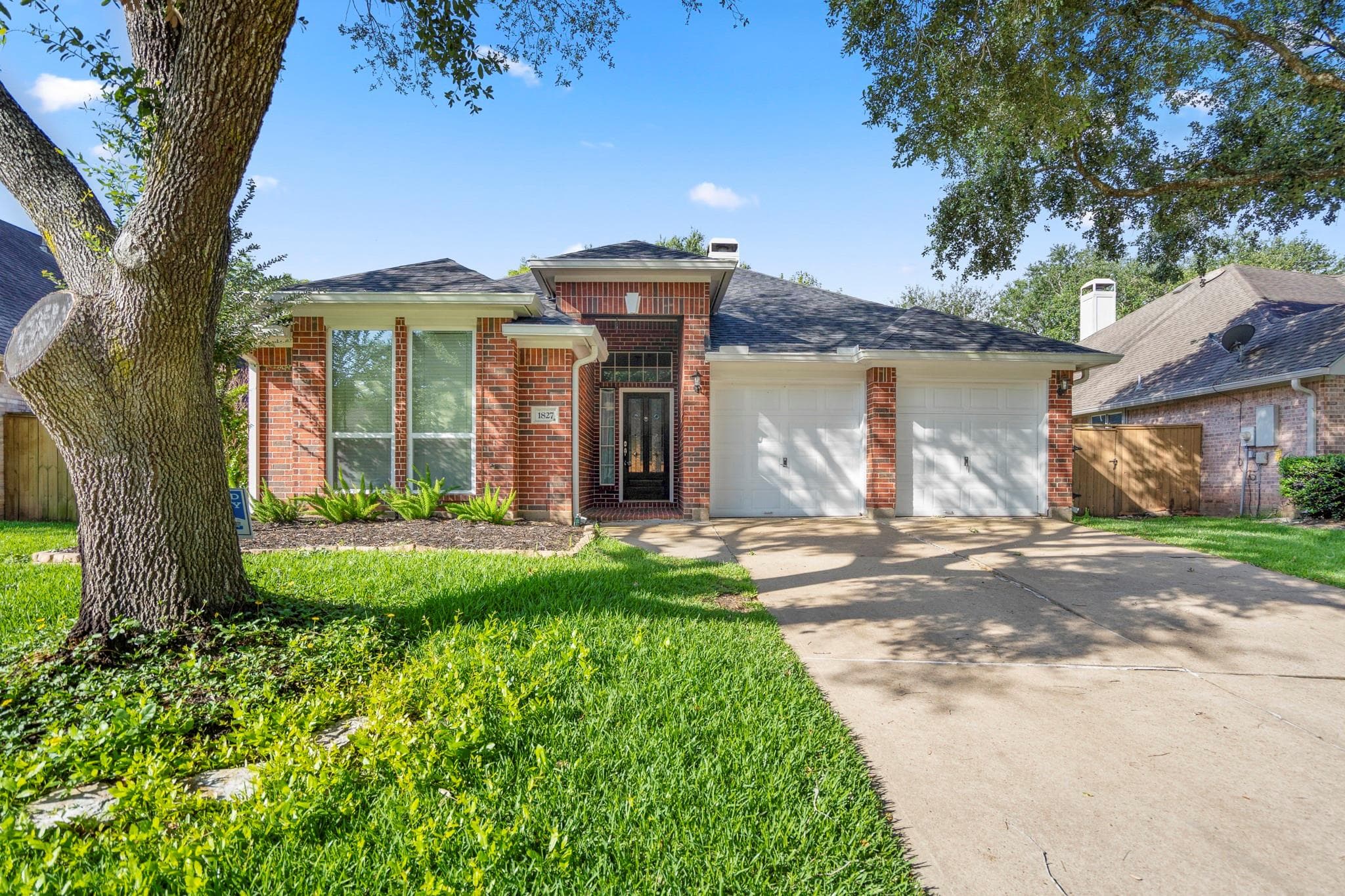 1827 Teal Brook Ln