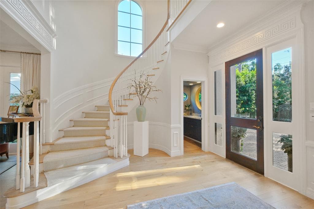 Gallery image 3