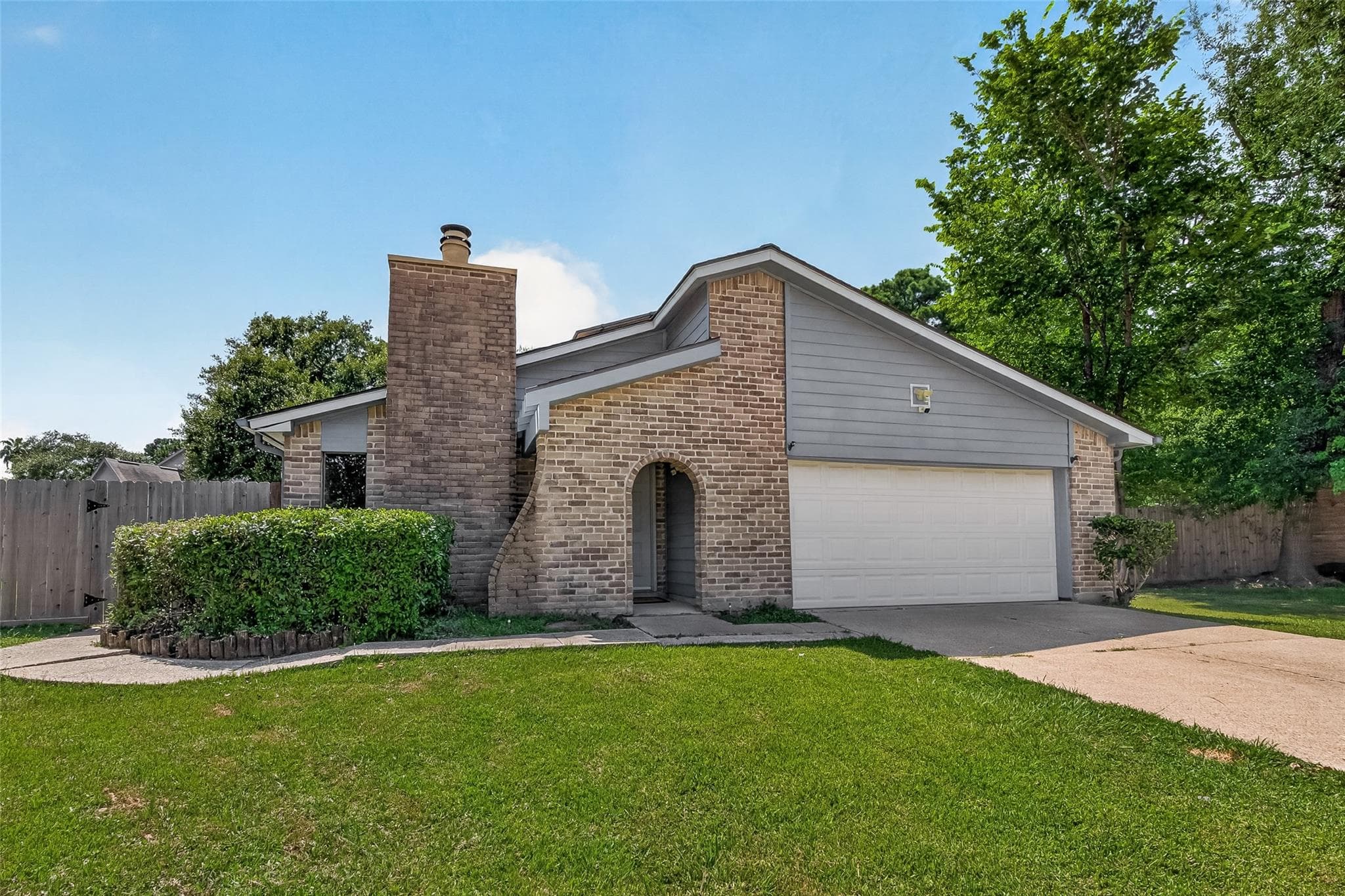 17611 Ten Curves Cir