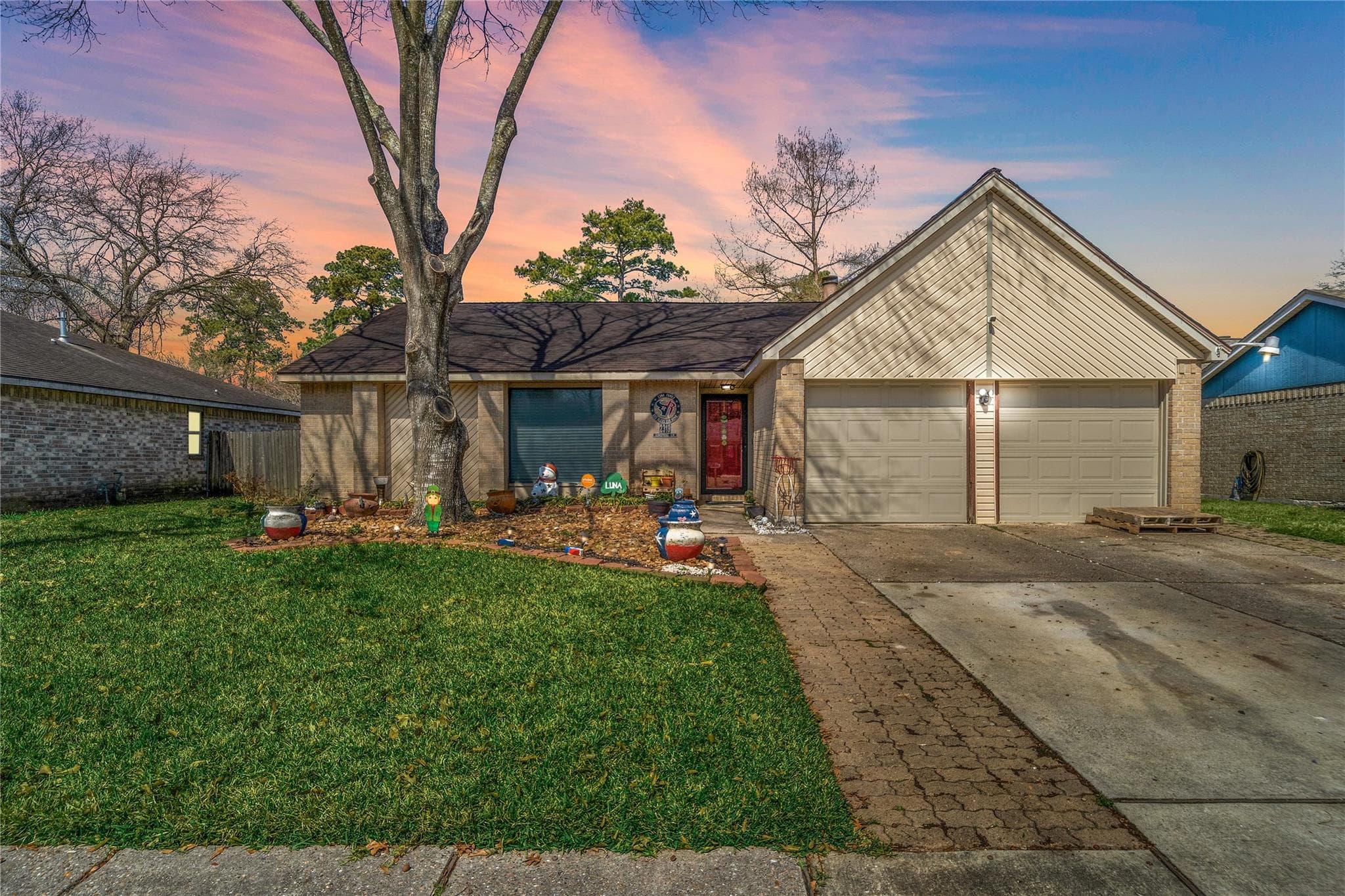 2319 Gumspring Ln