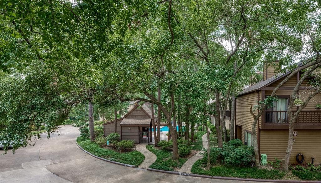 11711 Memorial Dr Apt 614
