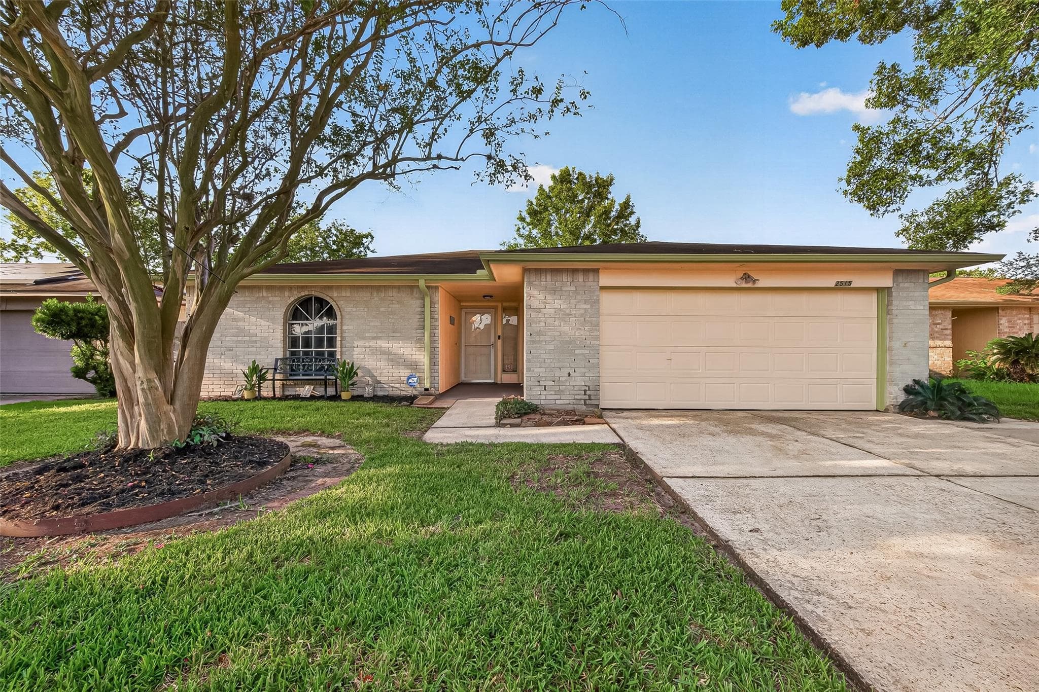 2515 Quiver Ln
