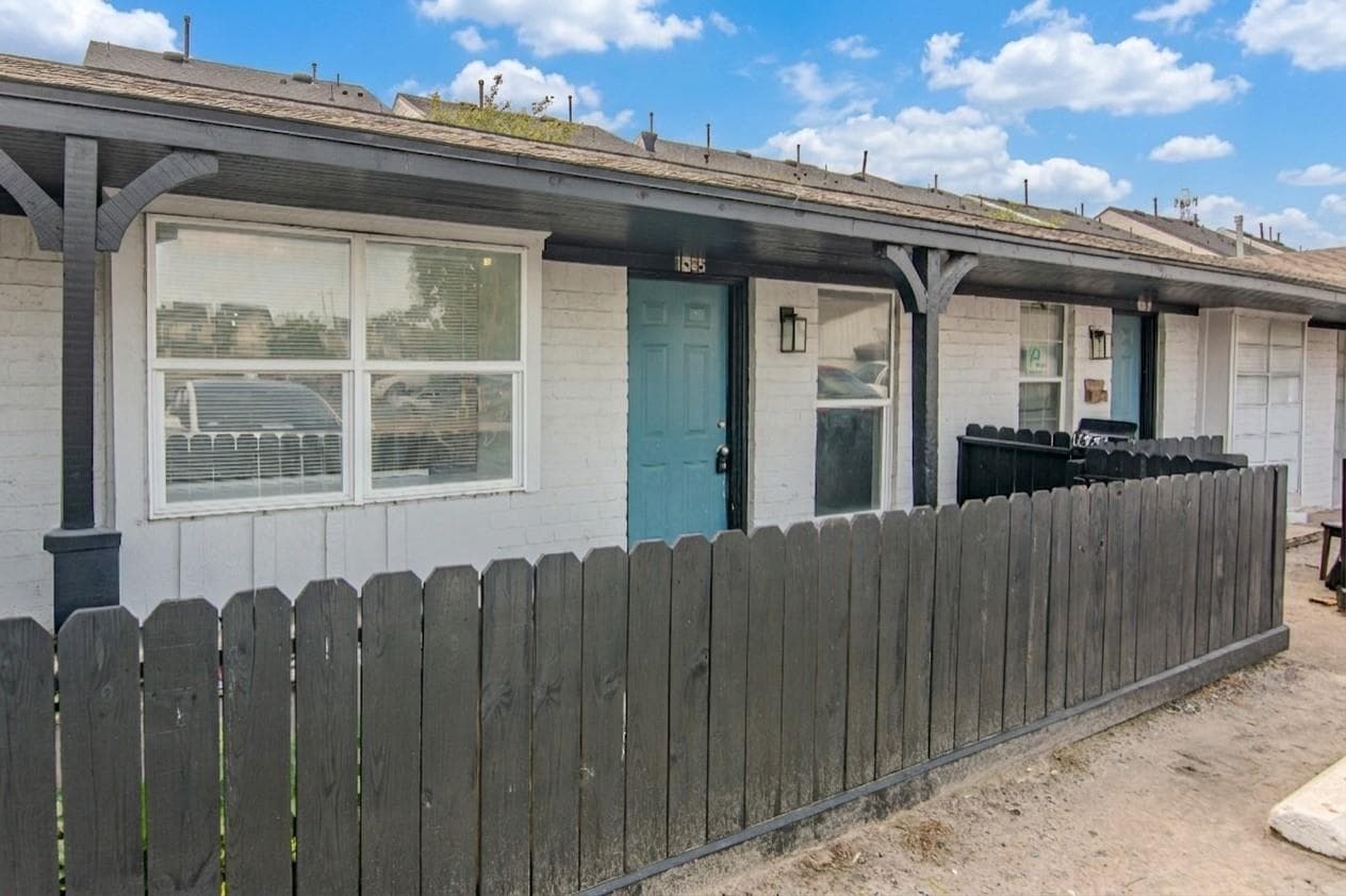 Main property image