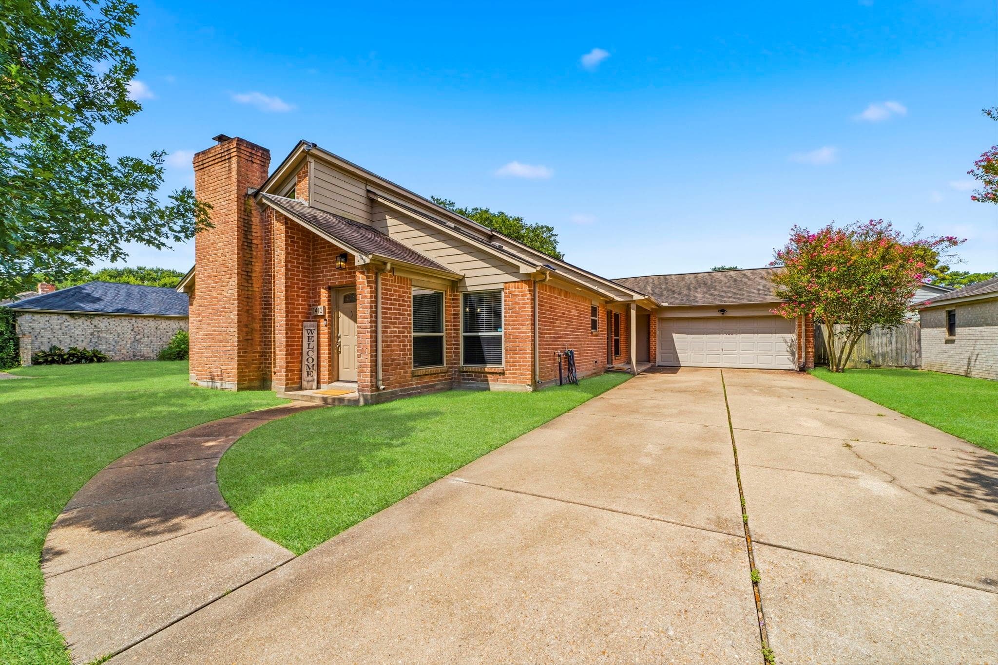 1410 Park Wind Dr