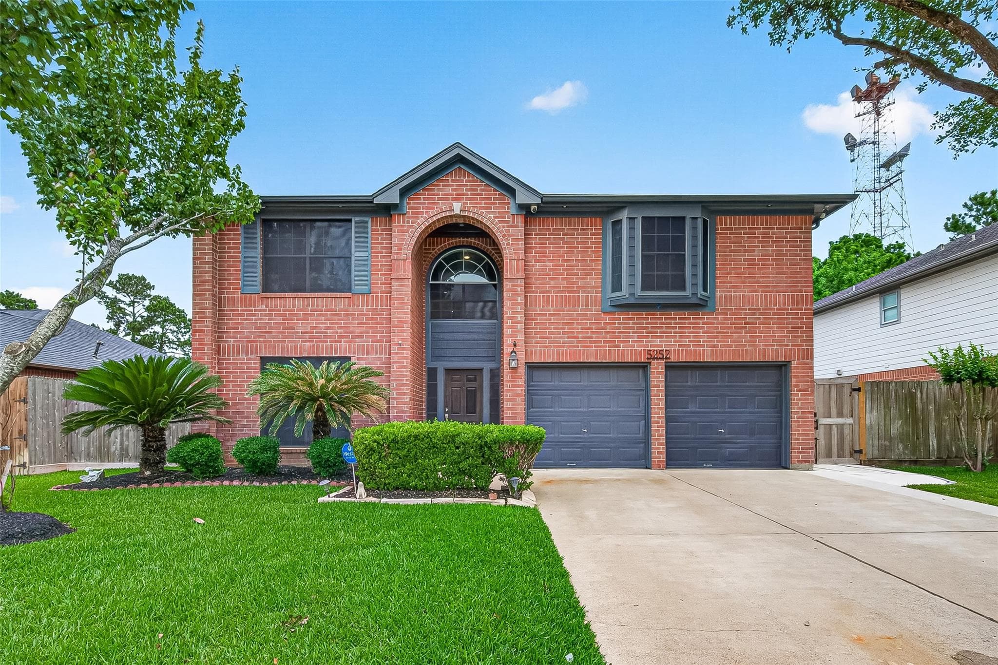 5252 Pinewood Ter