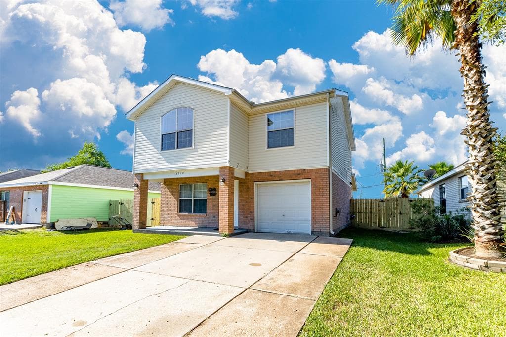 2010 Greenbriar Colony Dr